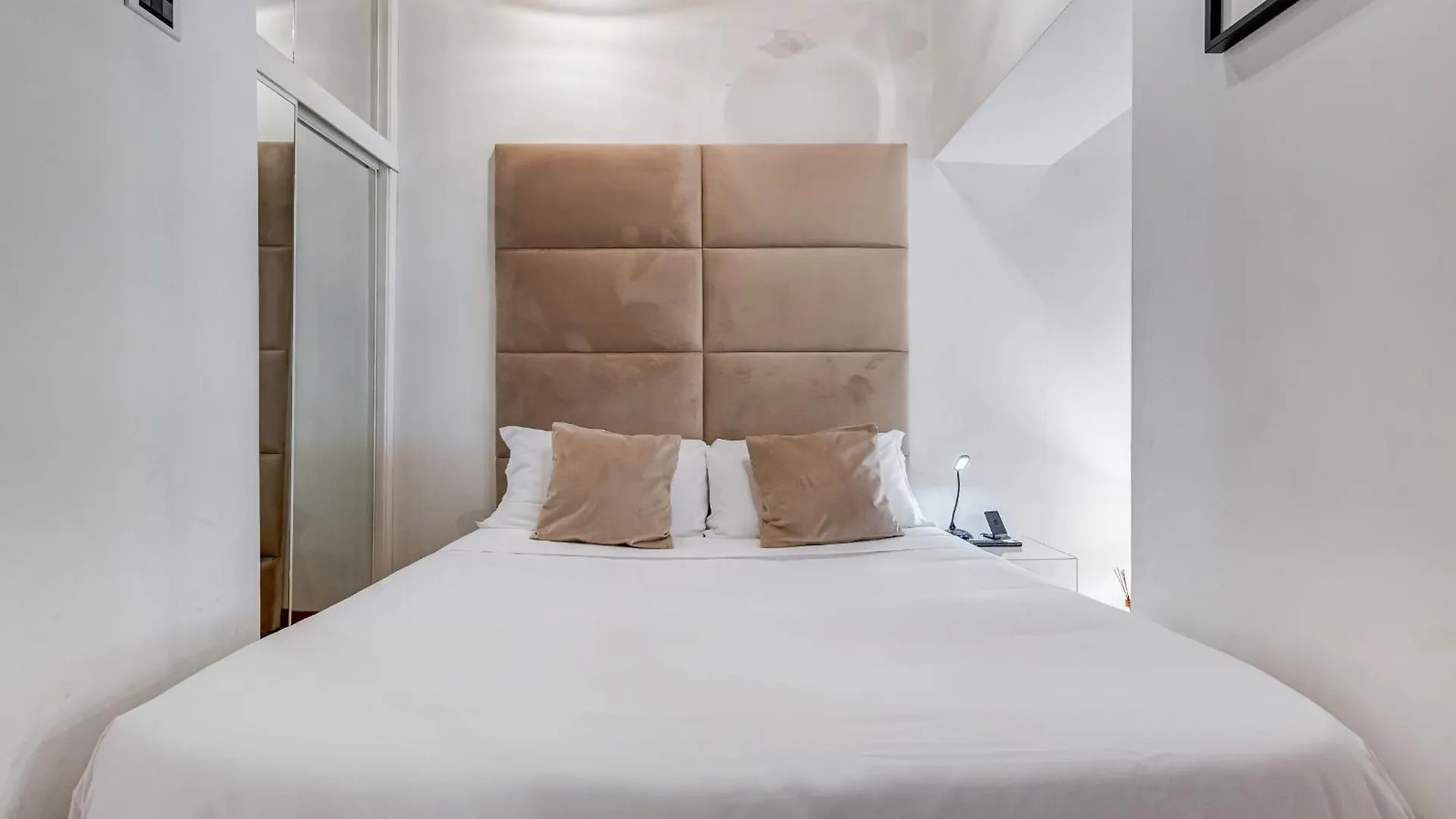 Barberini Exclusive Loft Lägenhet Rom Italien
